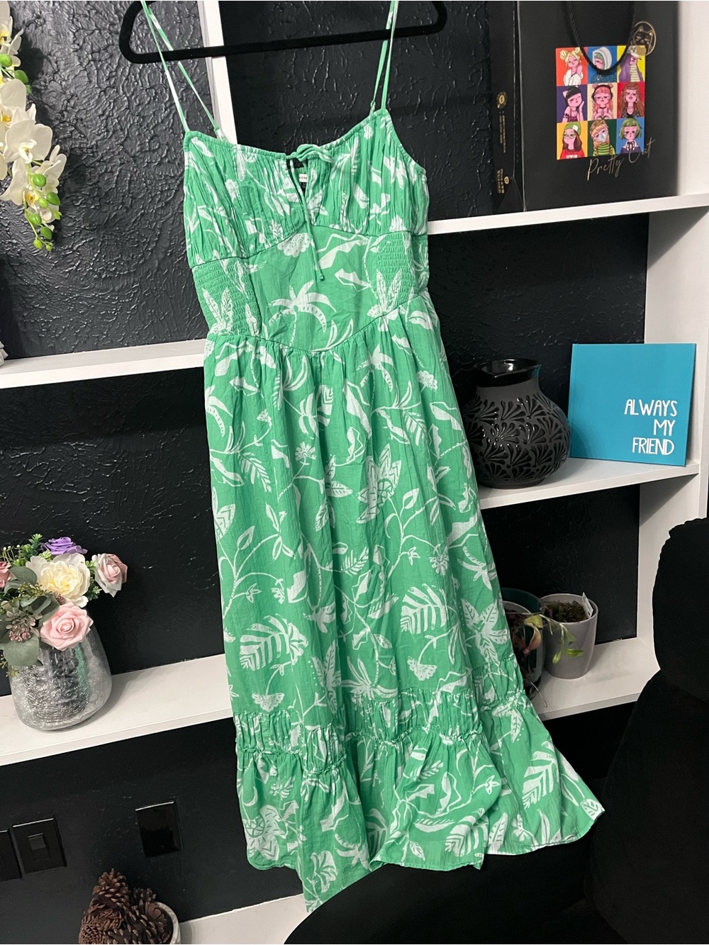 American Eagle Outfitters Green Floral Maxi Dress with White Leaf Print